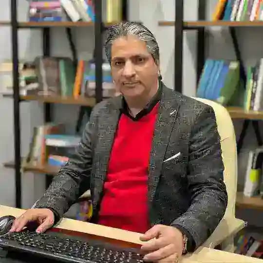 یادداشتهای تحلیلی هاشم ذوالفقاری
