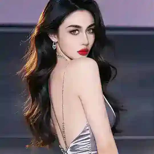 AI脱衣换脸 免费AI明星去衣 Profile