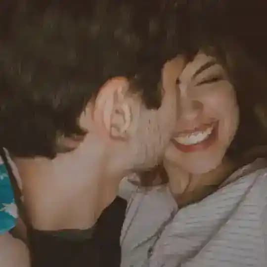 𝐇𝐈𝐂𝐑𝐀𝐍 𝐊𝐔𝐋𝐄𝐘𝐈 Profile