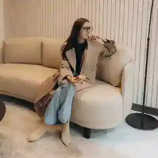 Без названия, но с любовью