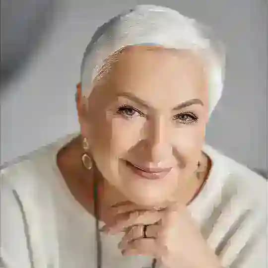 Ирина Блонская Международный