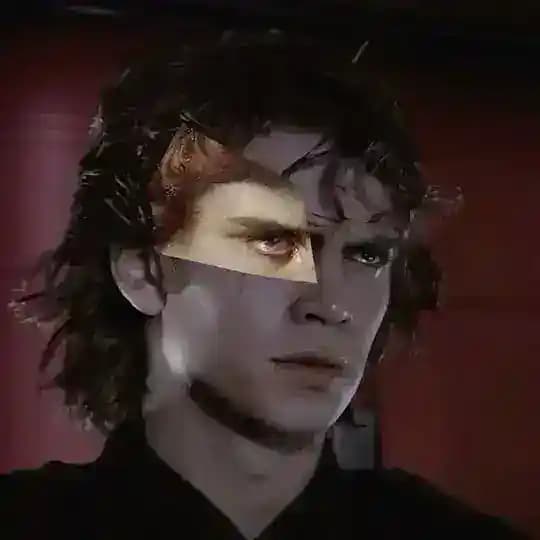 دَنـِية"