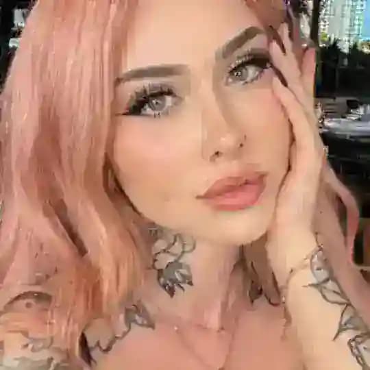 Jade lavoieszv M.Y.M