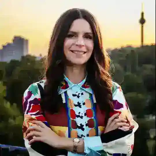 Jasmin Kosubek Original Profile