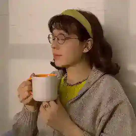 Юля Или 🧡 творю, эстетствую, читаю