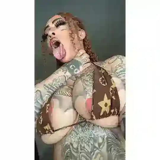 ✨