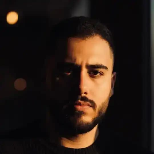 I'm Kasra🛸