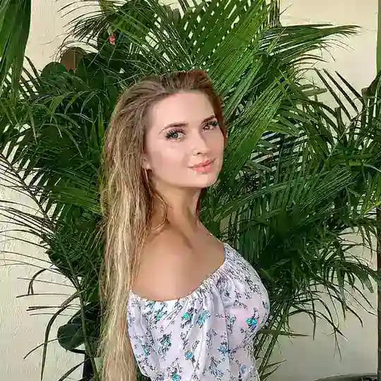 KATRINATURRR 🌴