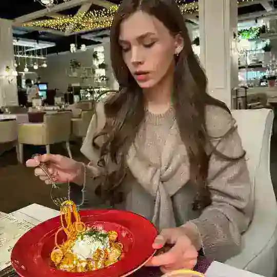 кисунчик 🍽️🧘🏻♀️