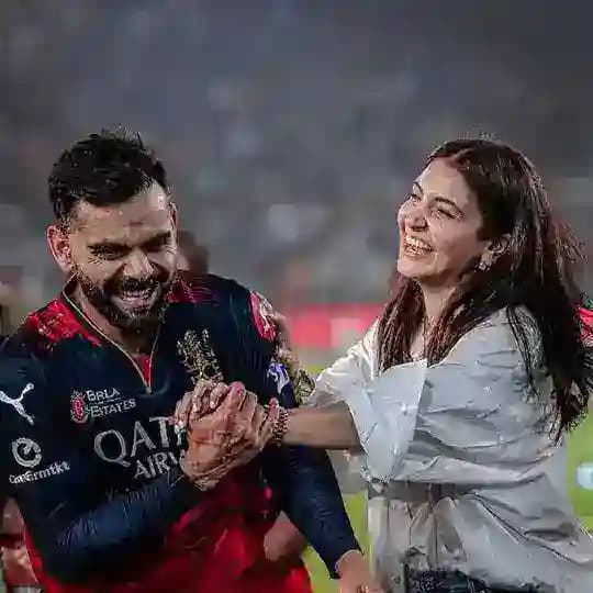 𝐙𝐲𝐫𝐨𝐧𝐞𝐱 𝟏𝟖 Profile