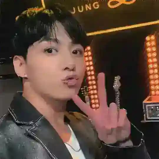 jungkook gifs 🐰