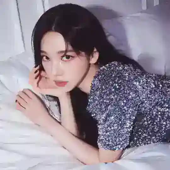 𝙠 𝙥𝙤𝙥 𝙬𝙝𝙞𝙨𝙥𝙚𝙧