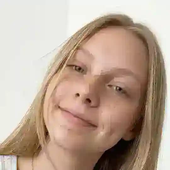 Мир Ксюши без эмоций