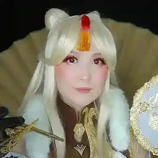 Аня Квон