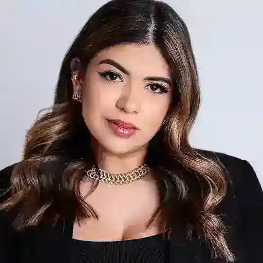LARISSA ARAUJO 💚