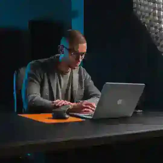 Nicks life 🛩📲 Profile