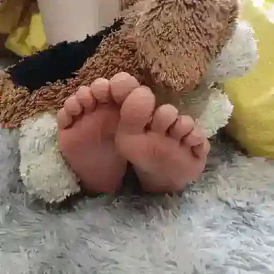 Feet Girls Latum
