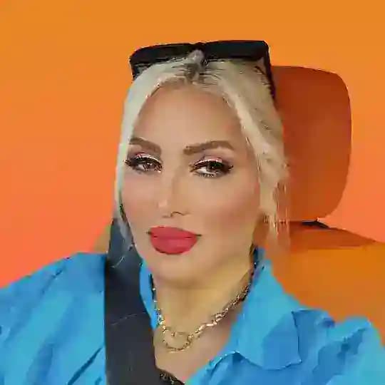 leila_englishprofessor