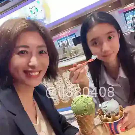 母女雪姨糕糕的日常