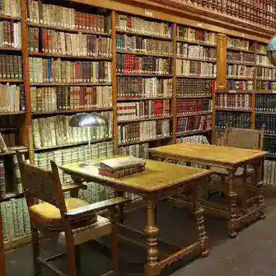 100.000 𝕃𝕀𝔹ℝ𝕆𝕊 ℂℝ𝕀𝕊𝕋𝕀𝔸ℕ𝕆𝕊 📙📖📚🗂💻 Profile