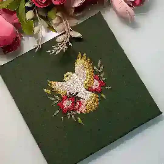 التطريز البرازيلي ( اليدوي )🧵✂️