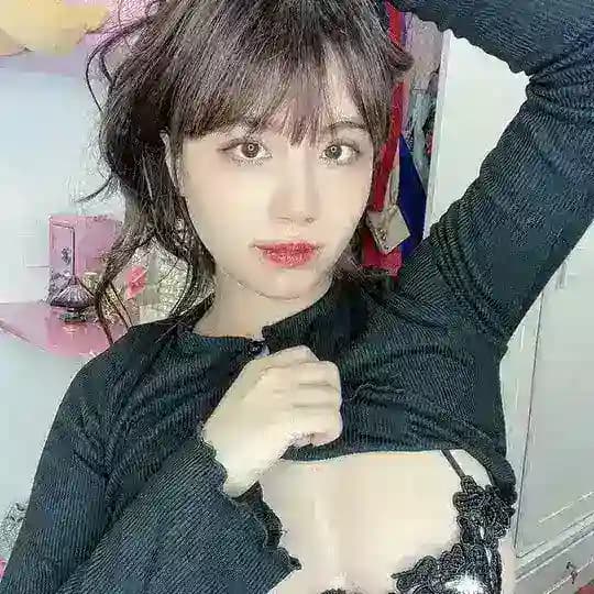 Linh Miu (@onlyfans7899) Profile