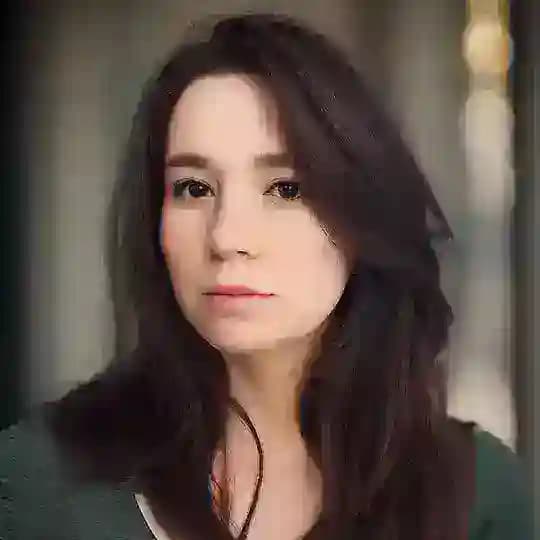 Літературна кома Profile