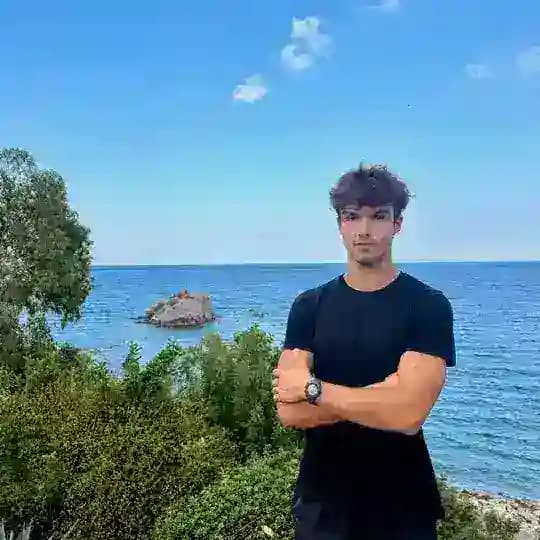 Lukas Lopuszko