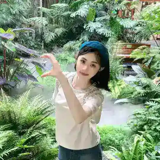 鹿鹿的频道 Profile