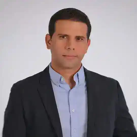 حديث سياسي - محمد مجادلة Profile