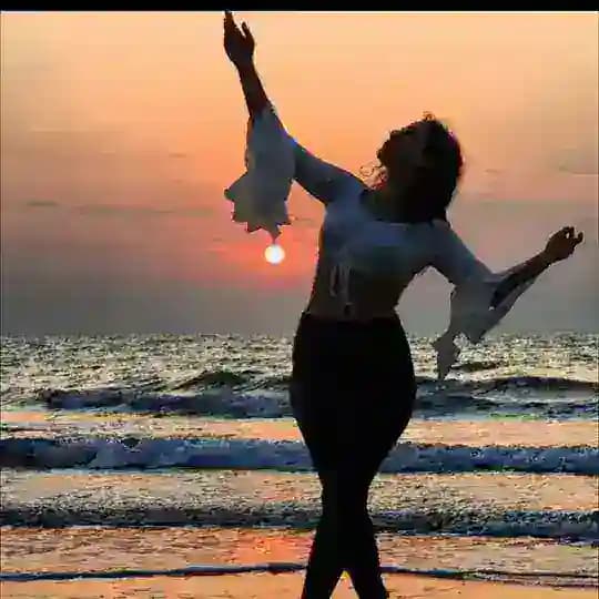 Mahsa_dnc_music