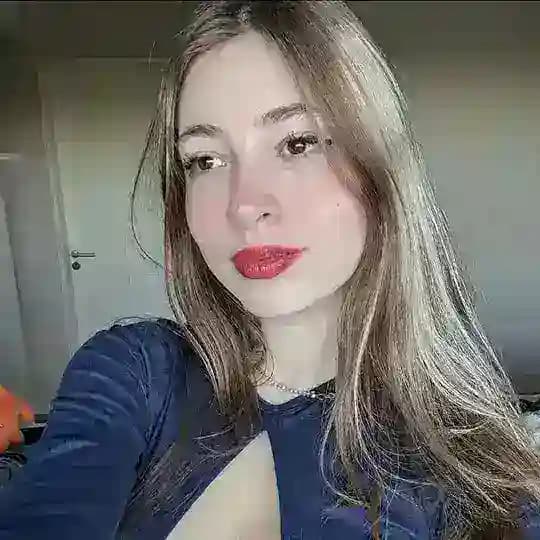 Mariela Vicenzi OF Profile