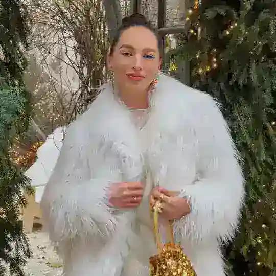 Марина Щеняева