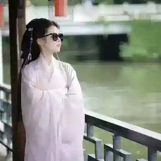 淼淼🌞重生之在杭州收保护费