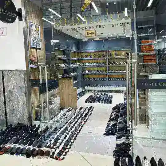 🇺🇿"MEDALLION"shoes👞👟OPTOM Profile