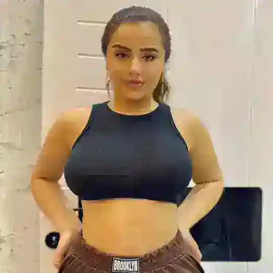 Melek Azad | melekazad