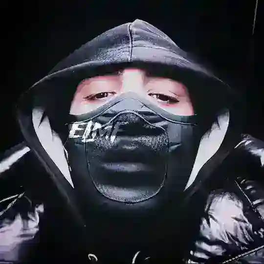 M.Fπ΄ββ οΈ