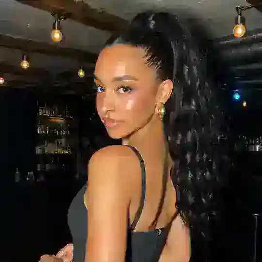 mia🕷️