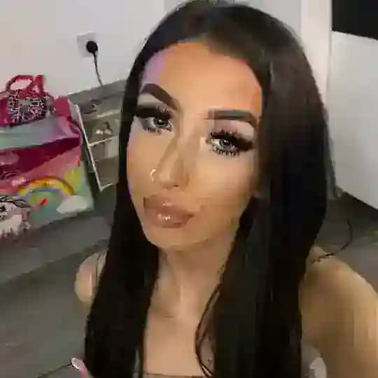 MiniMegs😈🌶️content&more.. Profile