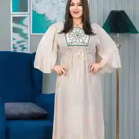 ازياء القمر للجملة القناة الجديده