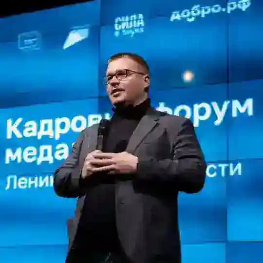 Михаил Соколов
