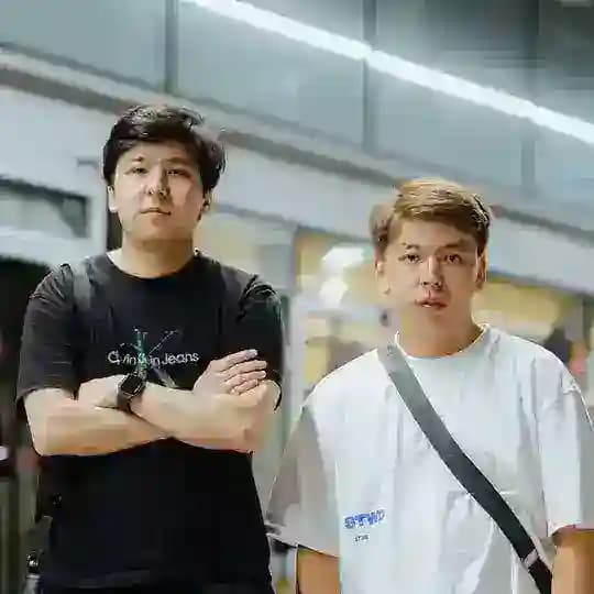 Муха мен Макс