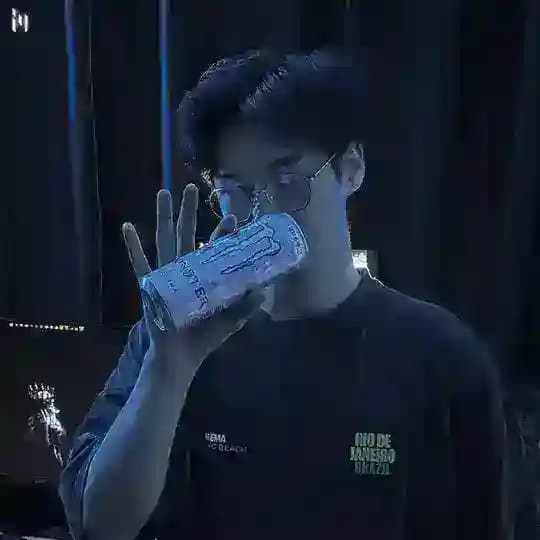 MVTRIIIX