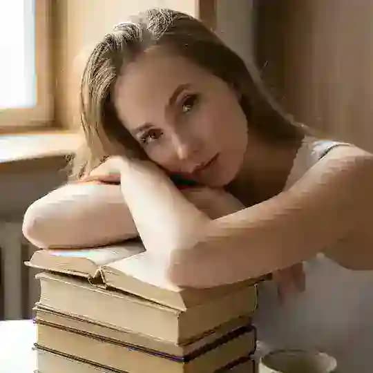 обнимая книги