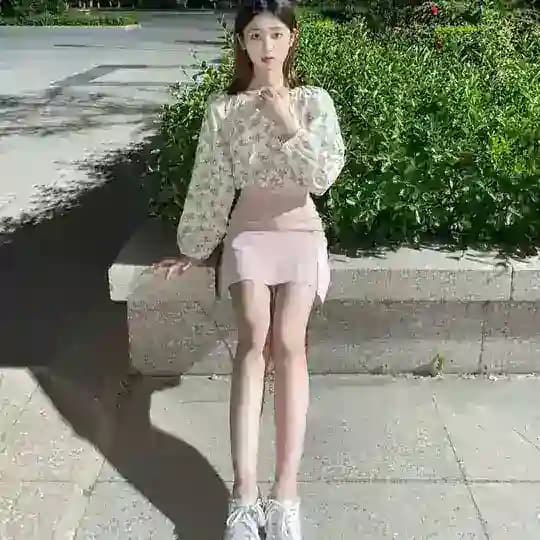 奈奈特别乖💝