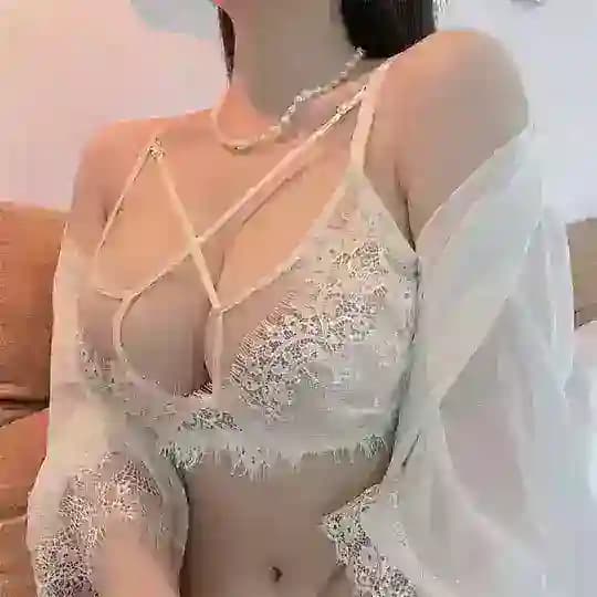 深圳👄依依的频道