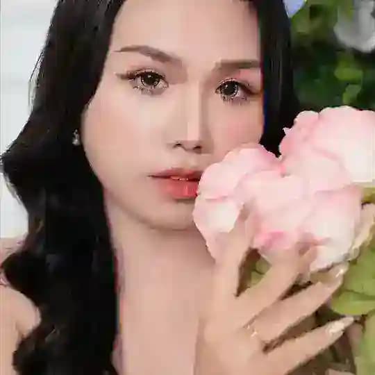 Nan Su Shwe Yi