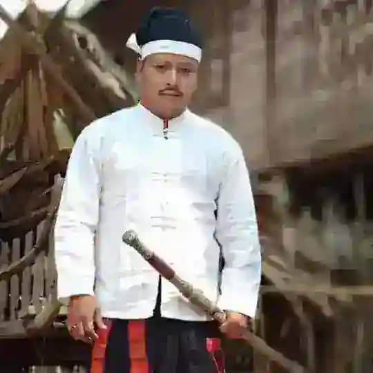 Nay Htoo Naing နေထူးနိုင်