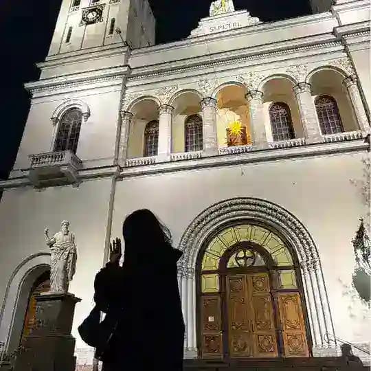 ма,я лаю