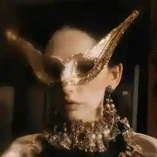 Вечер, сорванных масок 🎭